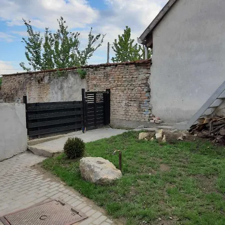 Sarlo Utcai Haz Holiday home