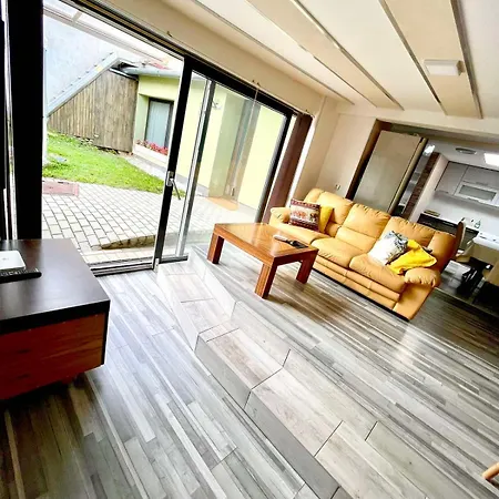 Holiday home Sarlo Utcai Haz *