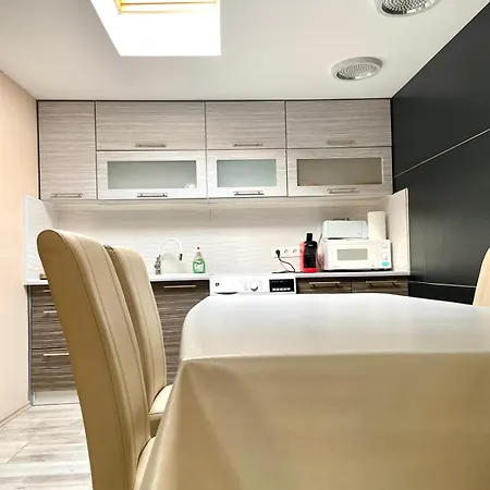 Sarlo Utcai Haz Holiday home Veszprem