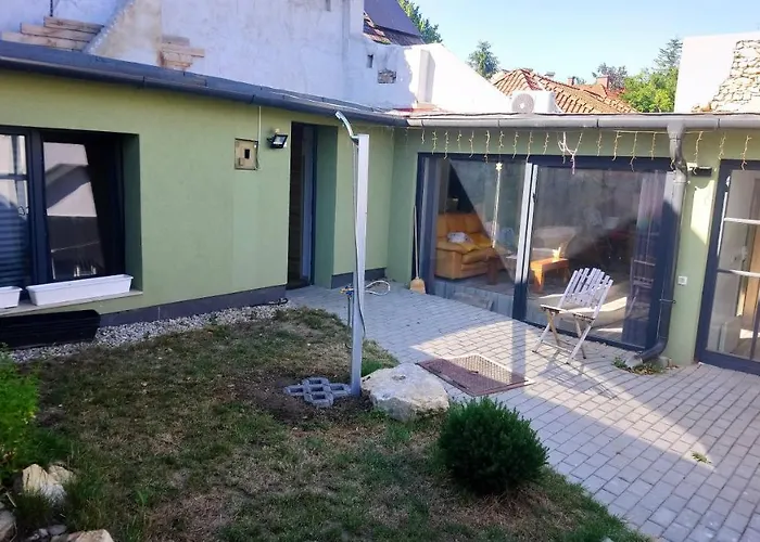 Sarlo Utcai Haz 別荘