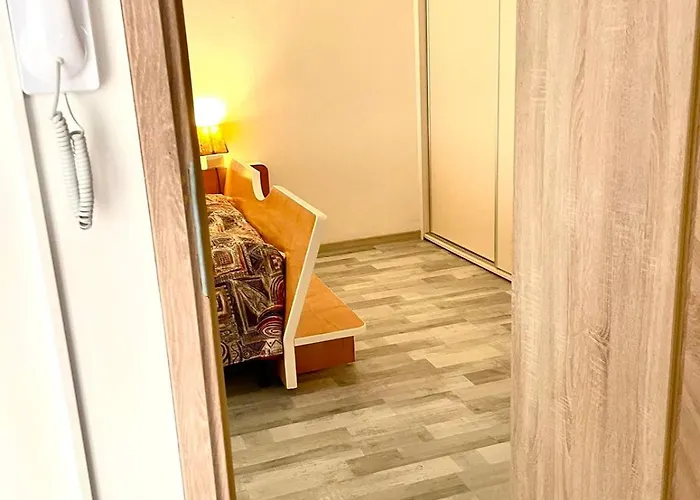 Sarlo Utcai Haz ヴェスプレーム