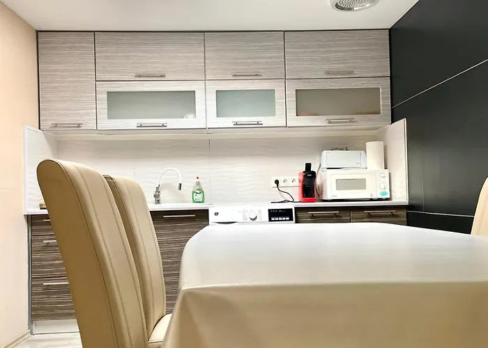 Sarlo Utcai Haz 別荘 ヴェスプレーム